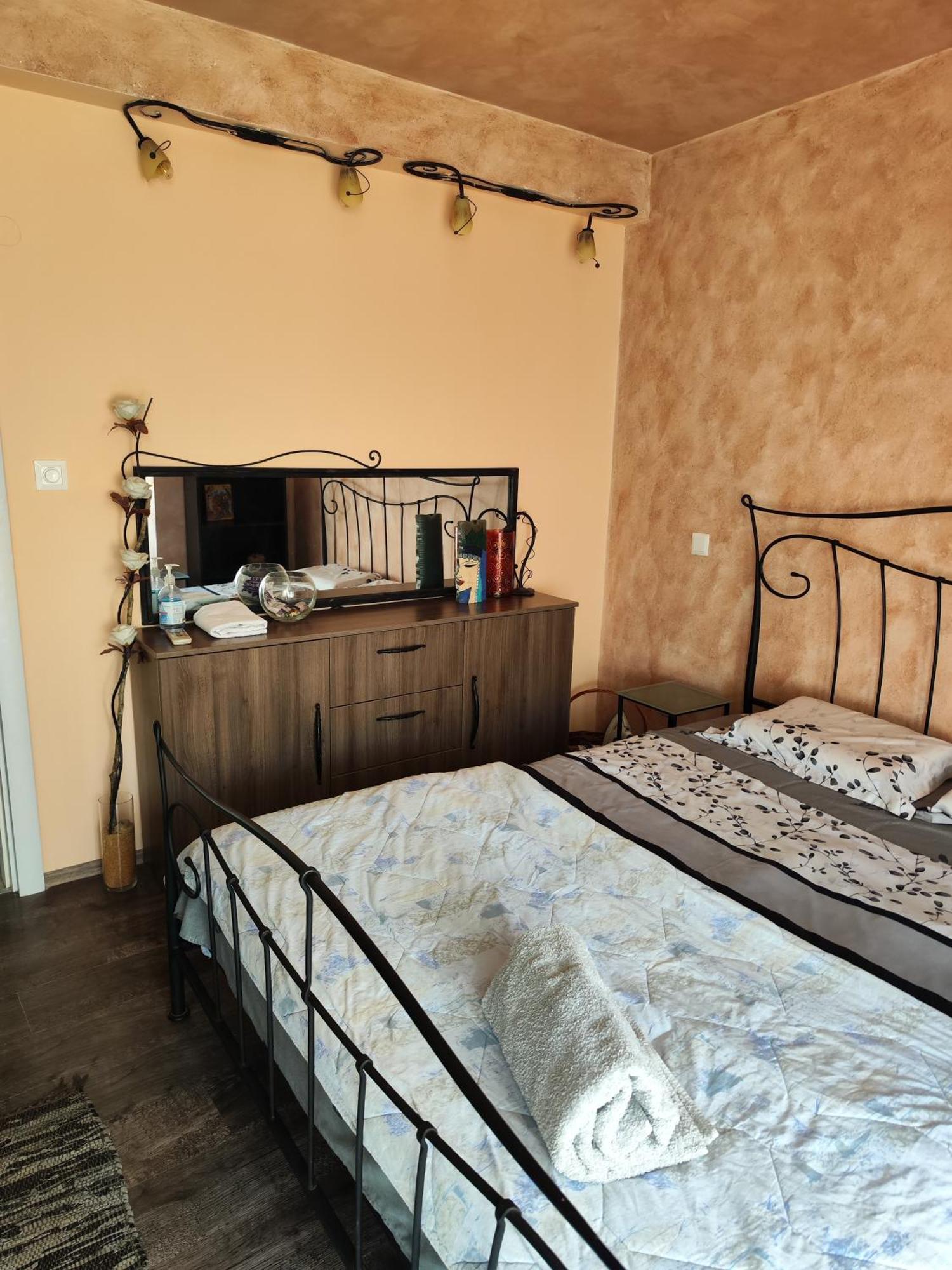 Art Apartment Kiril And Metodi Square Burgas Ngoại thất bức ảnh